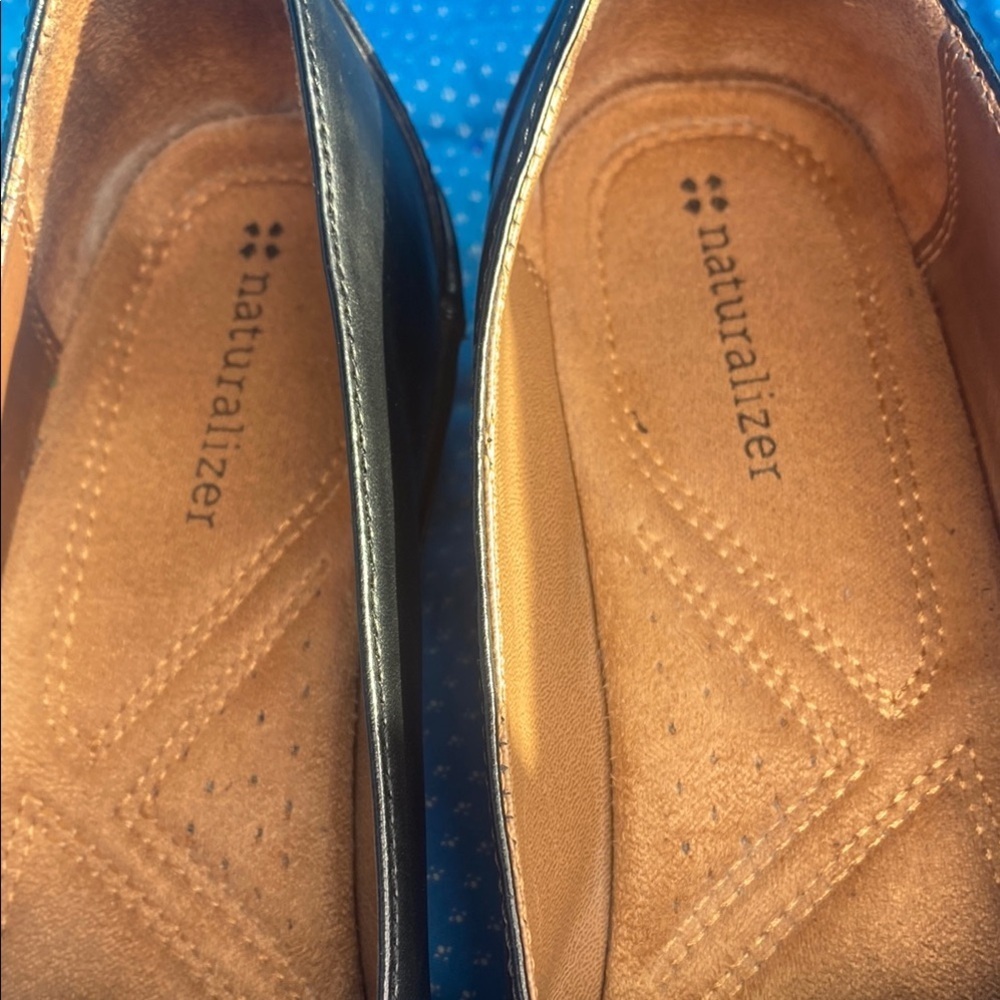 Naturalizer Size 8M Chunky Heel Black Women's Loafers Timeless Career Office - Picture 2 of 9